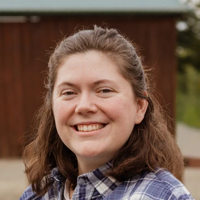 Headshot of Massage Therapist Valerie